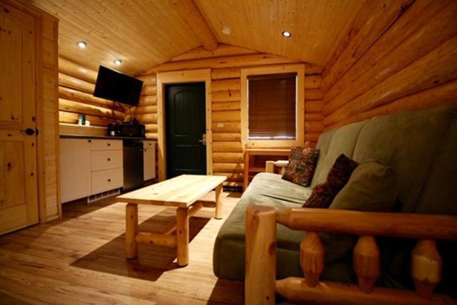 Port Hardy Cabins Bagian luar foto